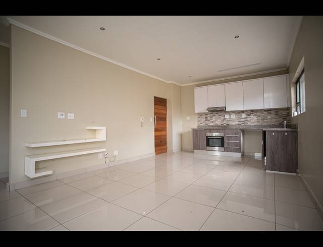 2 BEDROOM APARTMENT FOR SALE IN UMHLANGA RIDGE